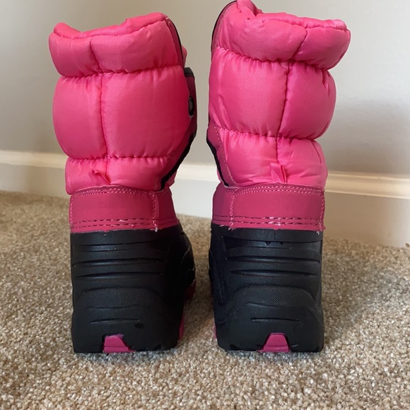 Pink Snow Trekker Boots ❄️ - Picture 4 of 9